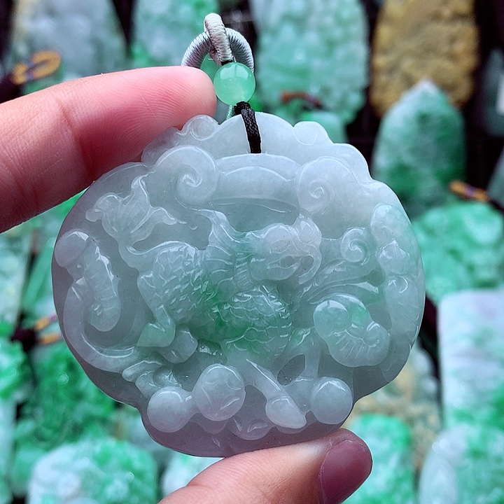 翡翠吊坠(不含链)未镶嵌