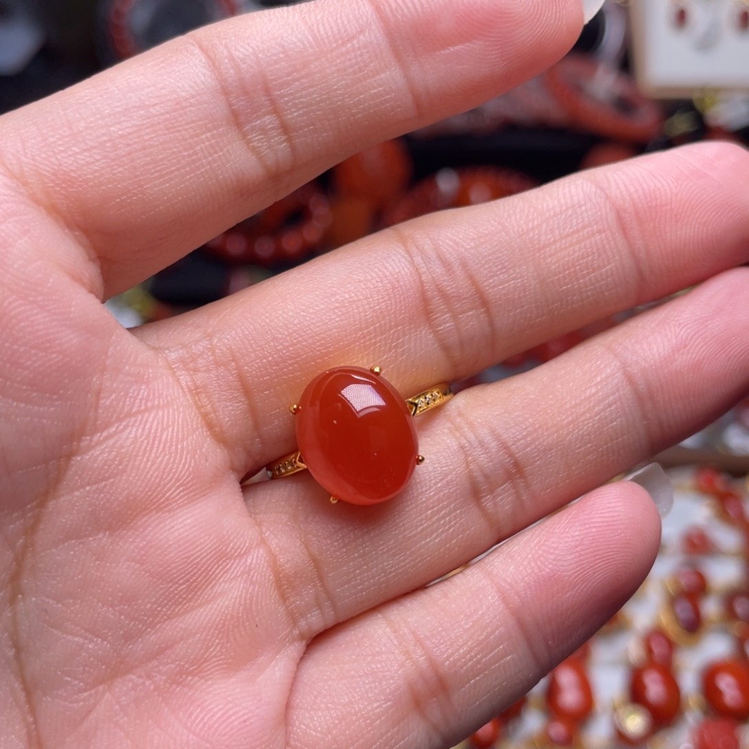 女***好南红玛瑙银S925镶嵌冰红戒指