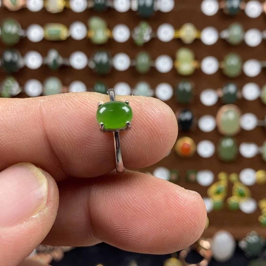 和田玉（碧玉）戒指合金