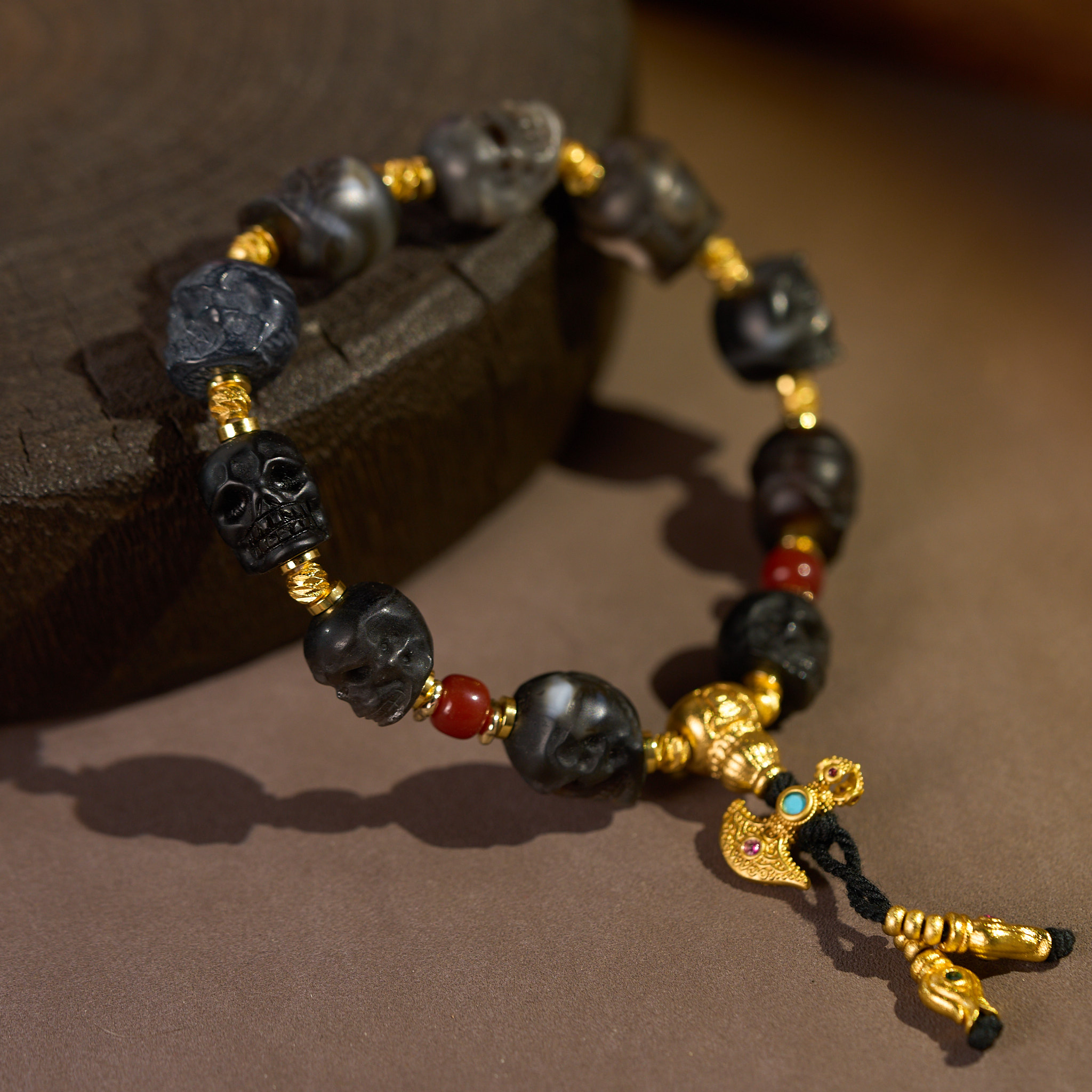 （一芳）黑色尸尸阵阵精工雕刻手串 D7SRQ