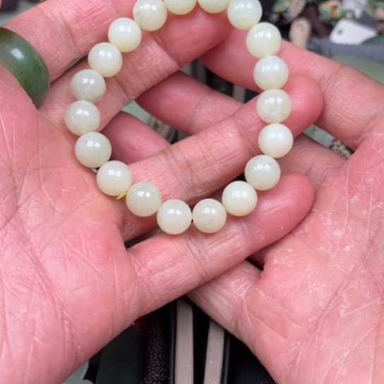 和田玉吊坠未镶嵌