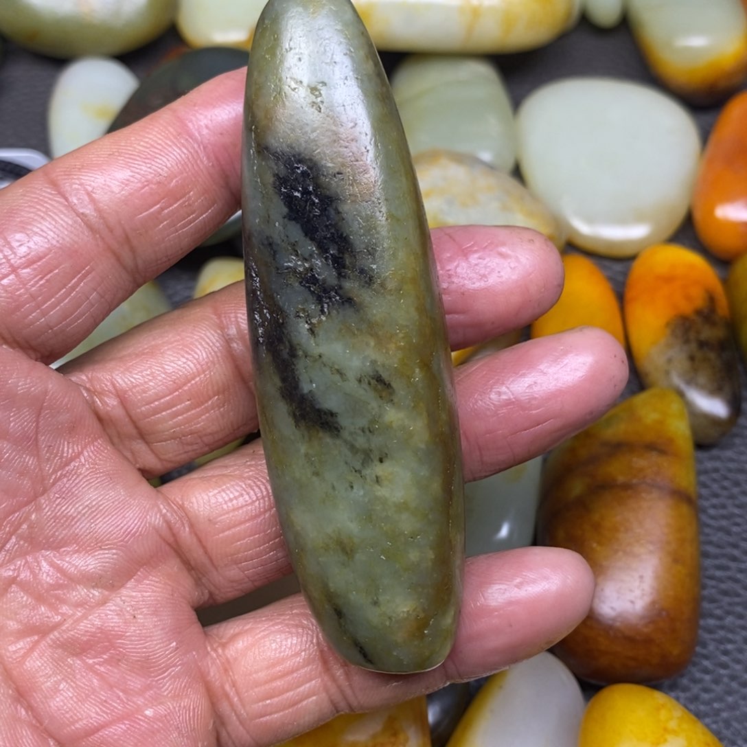 和田玉（糖玉）挂件未镶嵌