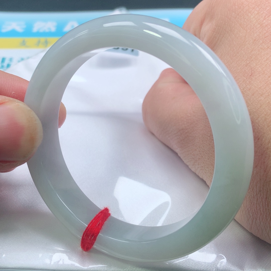 翡翠手镯未镶嵌0697号