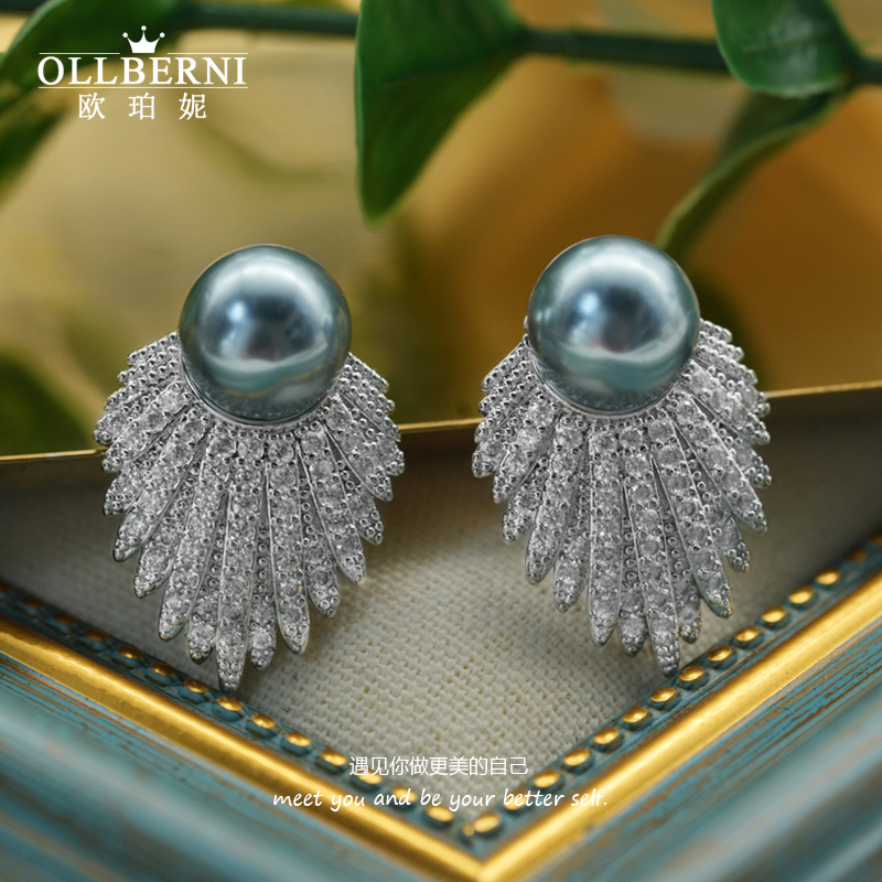 铜合金耳饰 5263大气精致优雅镶嵌轻奢时尚欧美奢华百搭素款耳钉-