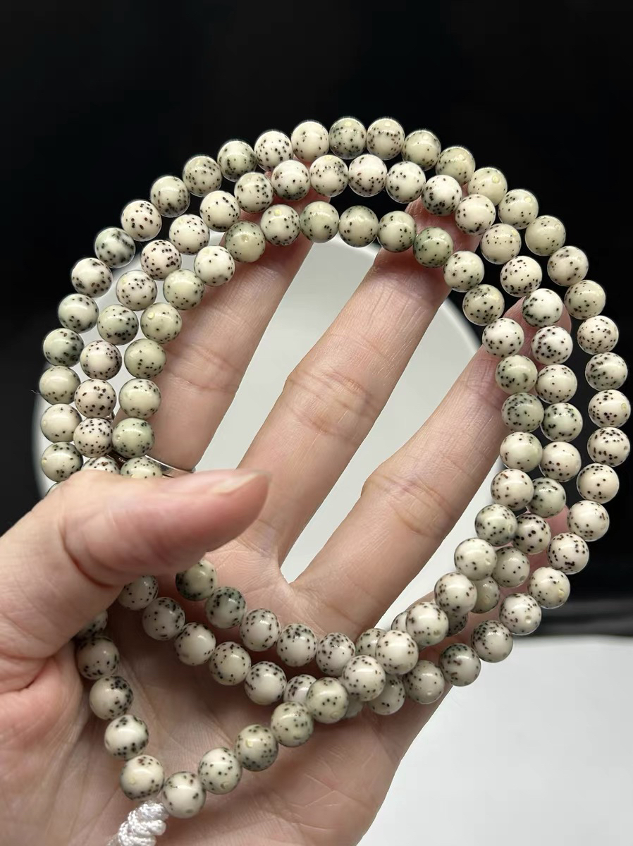 新人毕业海南毛感料同枝石玉糯冰7X7圆通体大道留白黄金芽108佛珠