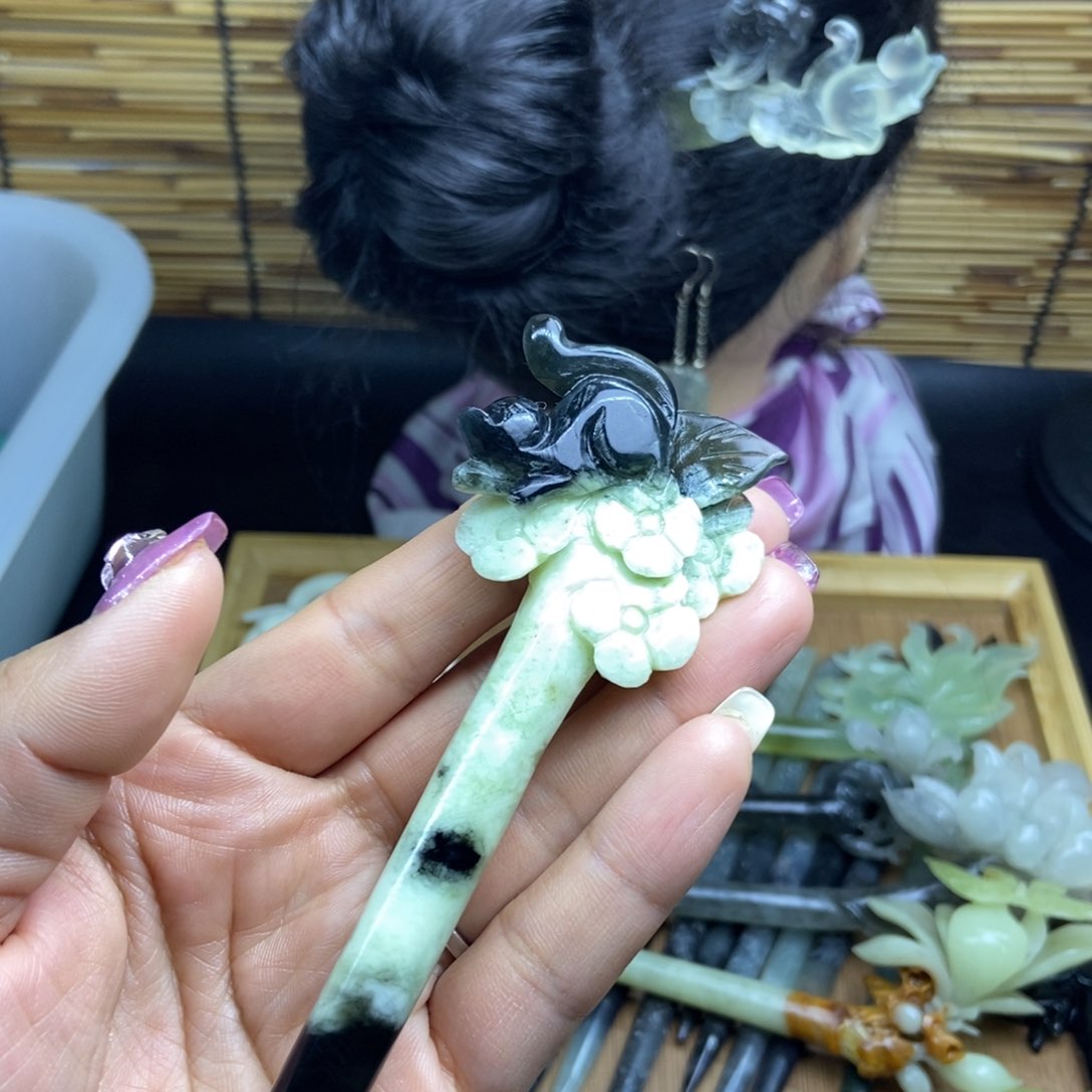 蛇纹石玉发饰未镶嵌