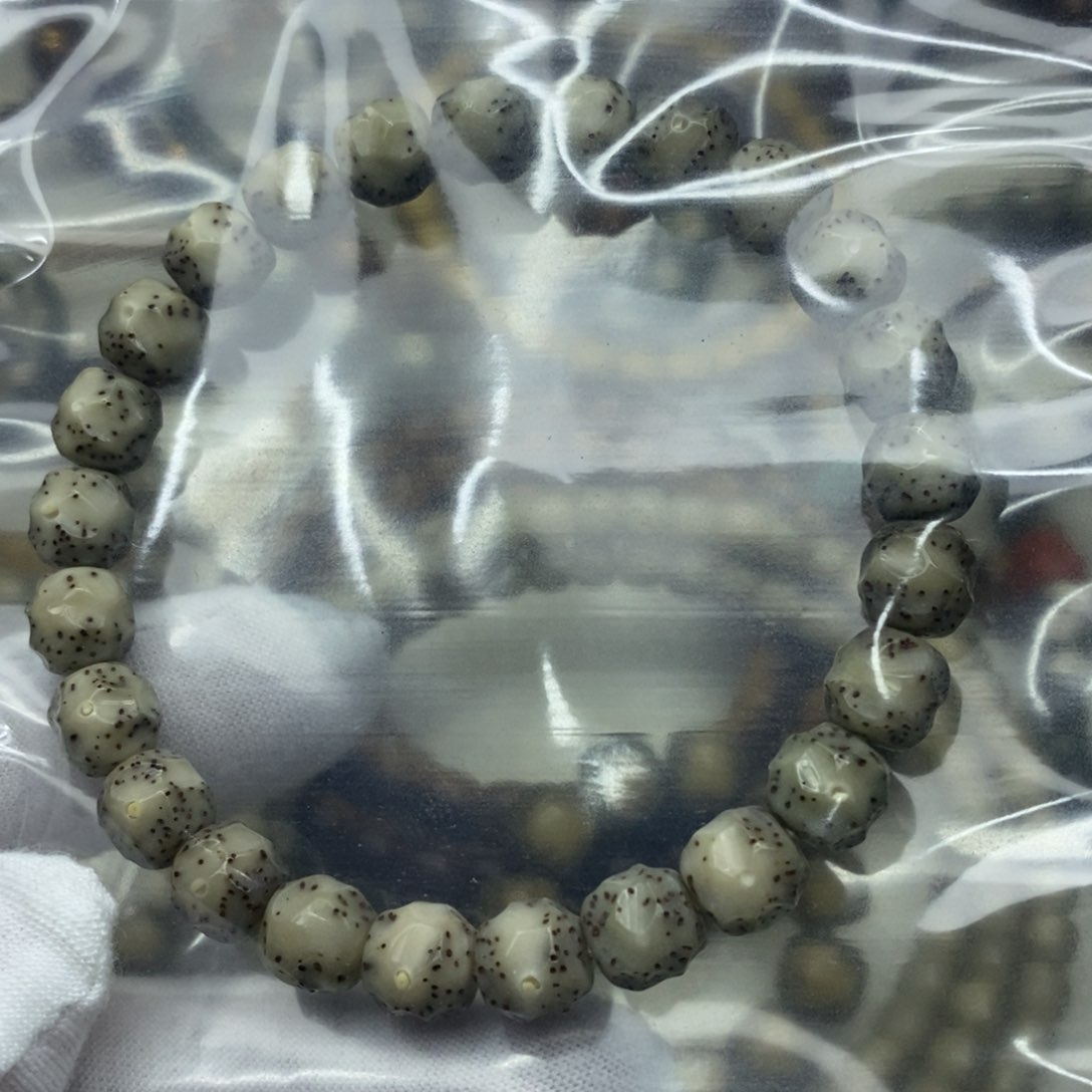 星月菩提手串懌*海南原生态星月菩提