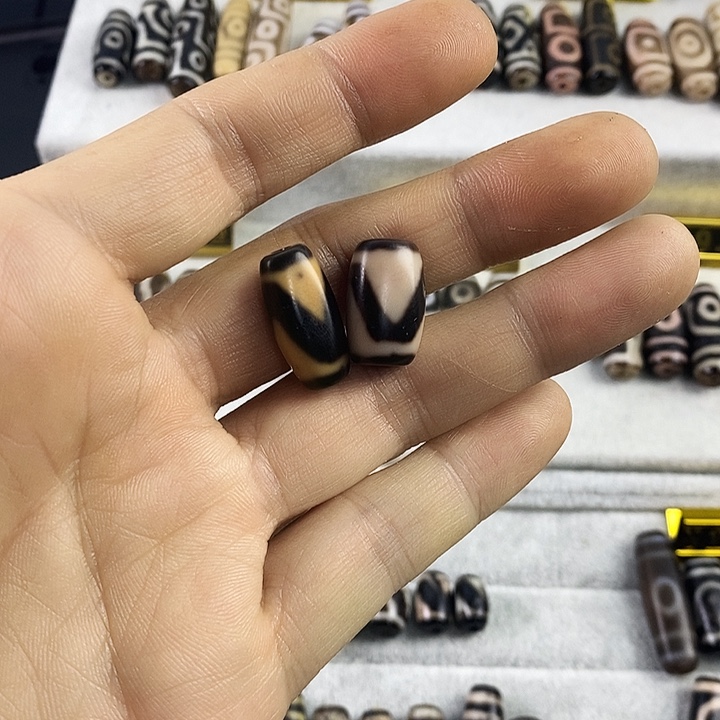 玛瑙/玉髓合金颈饰