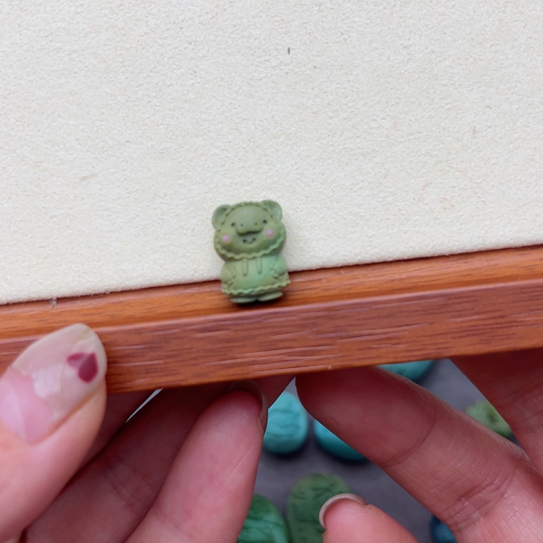 绿松石雕刻未镶嵌