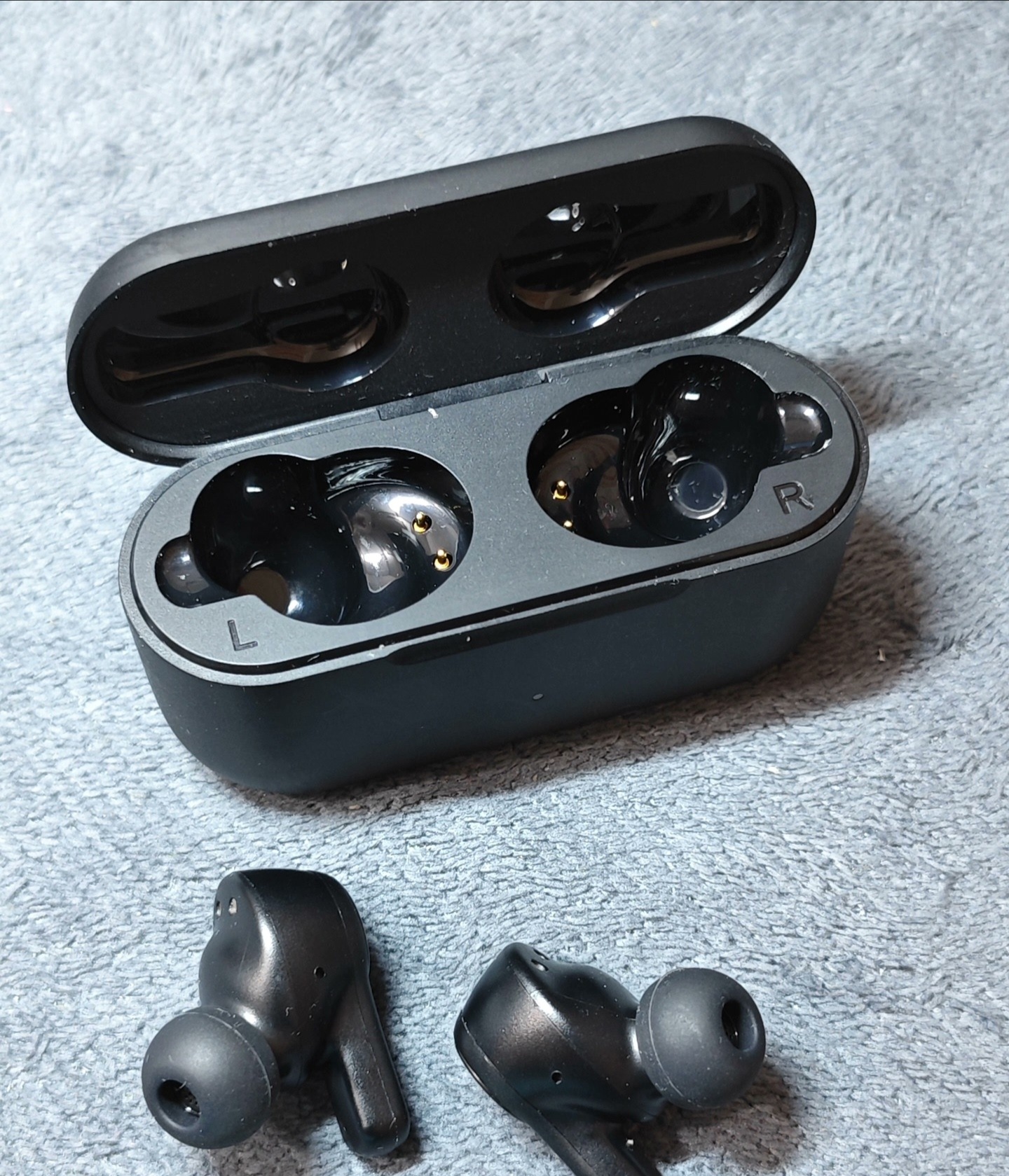 95新 1MORE/万魔 1MORE万魔活塞豆音乐蓝牙耳机