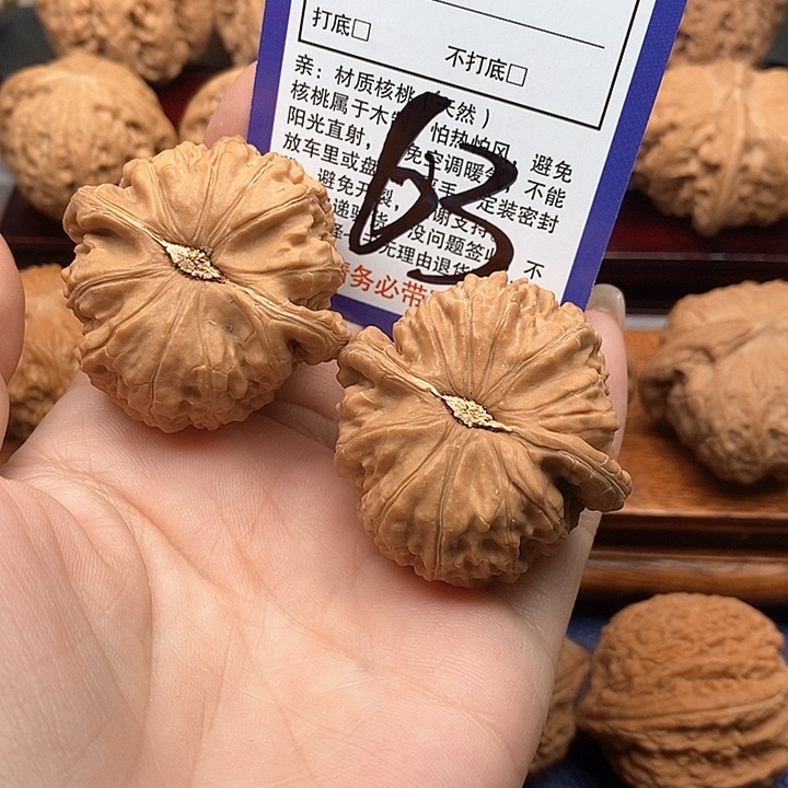 桃核吊坠白狮子头42