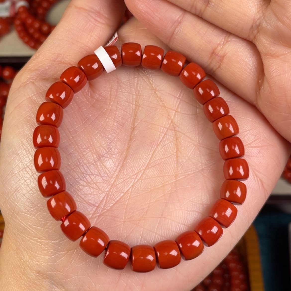 【闪购商品】南红玛瑙手链未镶嵌满肉满色花