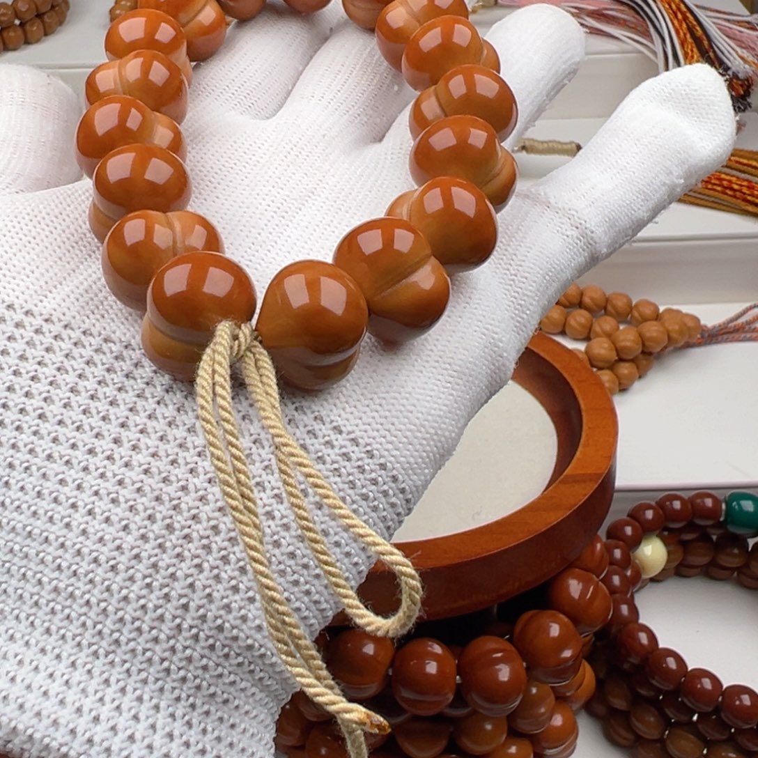 蜗***牛猴头核桃吊坠大屁桃