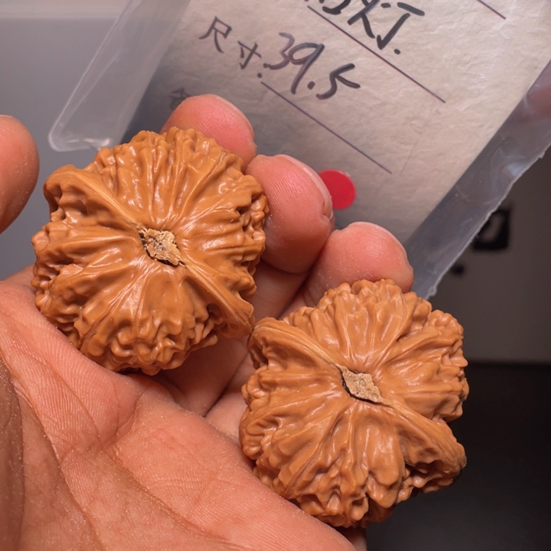 文玩核桃吊坠文玩核桃