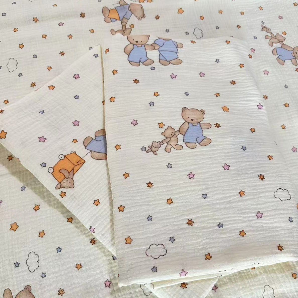 拉手小熊1.4米幅宽2米长米底双层皱皱纱布料［多拍默认连裁］