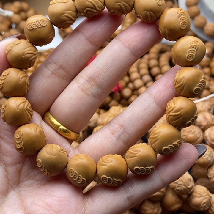 猴头核桃吊坠13➕钱袋微瑕油点