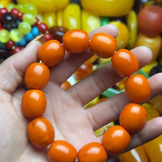 琥珀手串未镶嵌蜜蜡