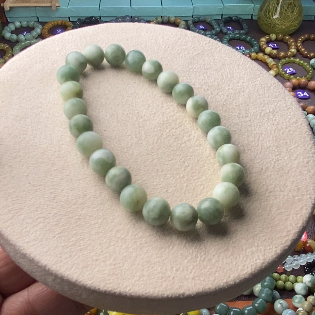 蛇纹石玉手串未镶嵌