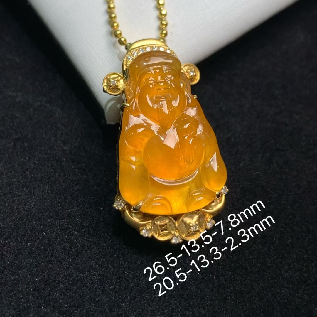 18K金豪镶高冰鸡油黄小财神吊坠种老水足起光颜色鲜艳靓丽上身赞