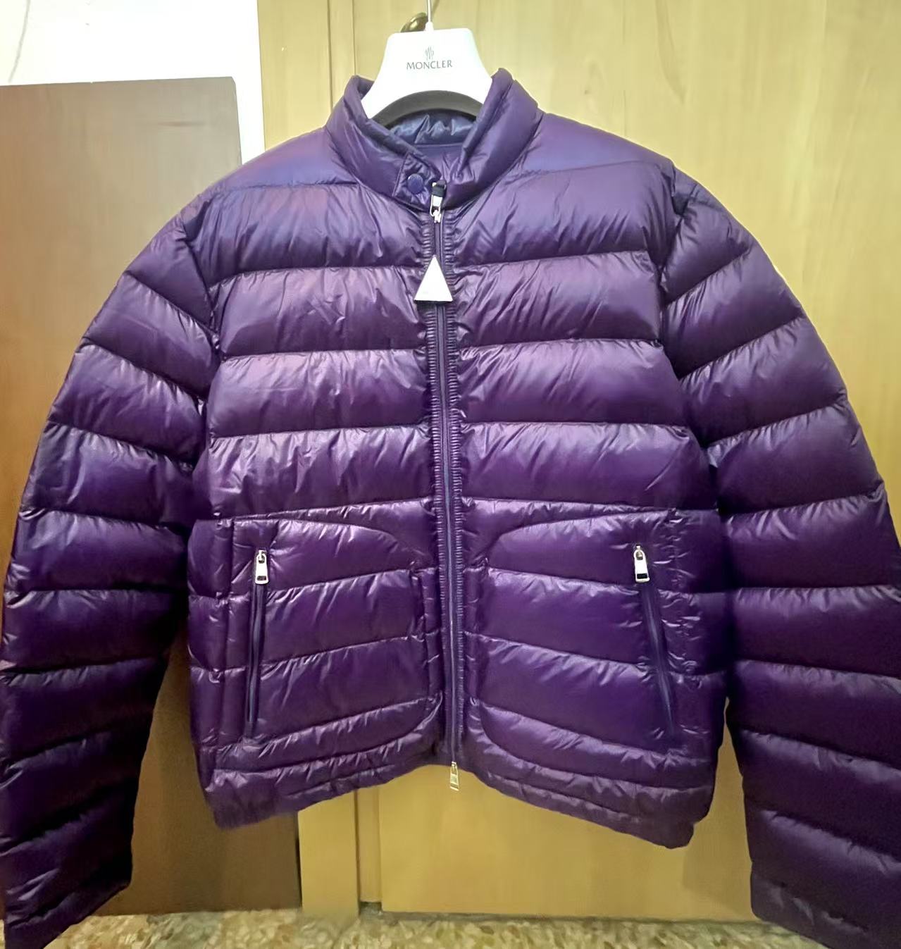 未使用 MONCLER 盟可睐/GG/ACORUS男女同款紫色羽绒服  折扣款