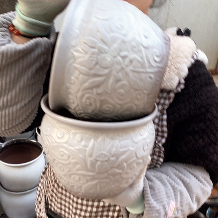 紫砂花盆瑕疵口20高16