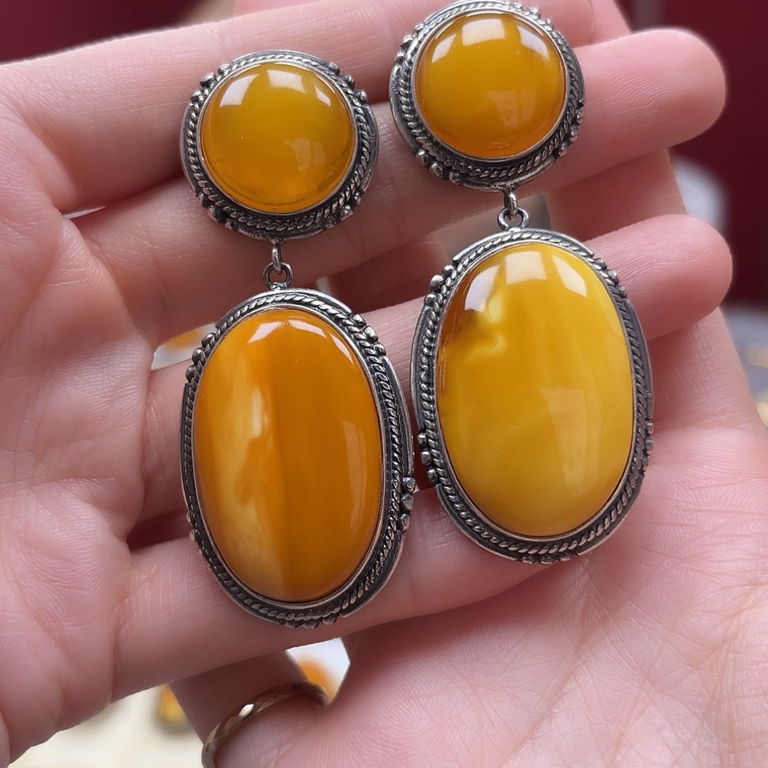 琥珀裸石未镶嵌10耳坠