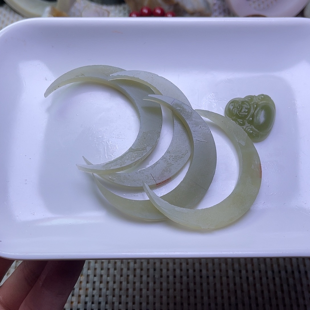 未镶嵌和田玉车挂