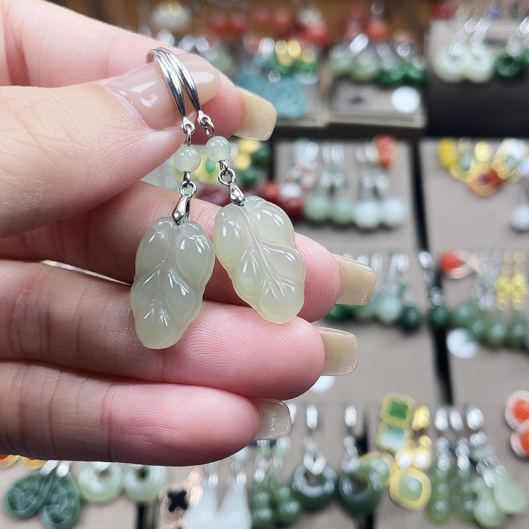 和田玉银S925镶嵌耳饰