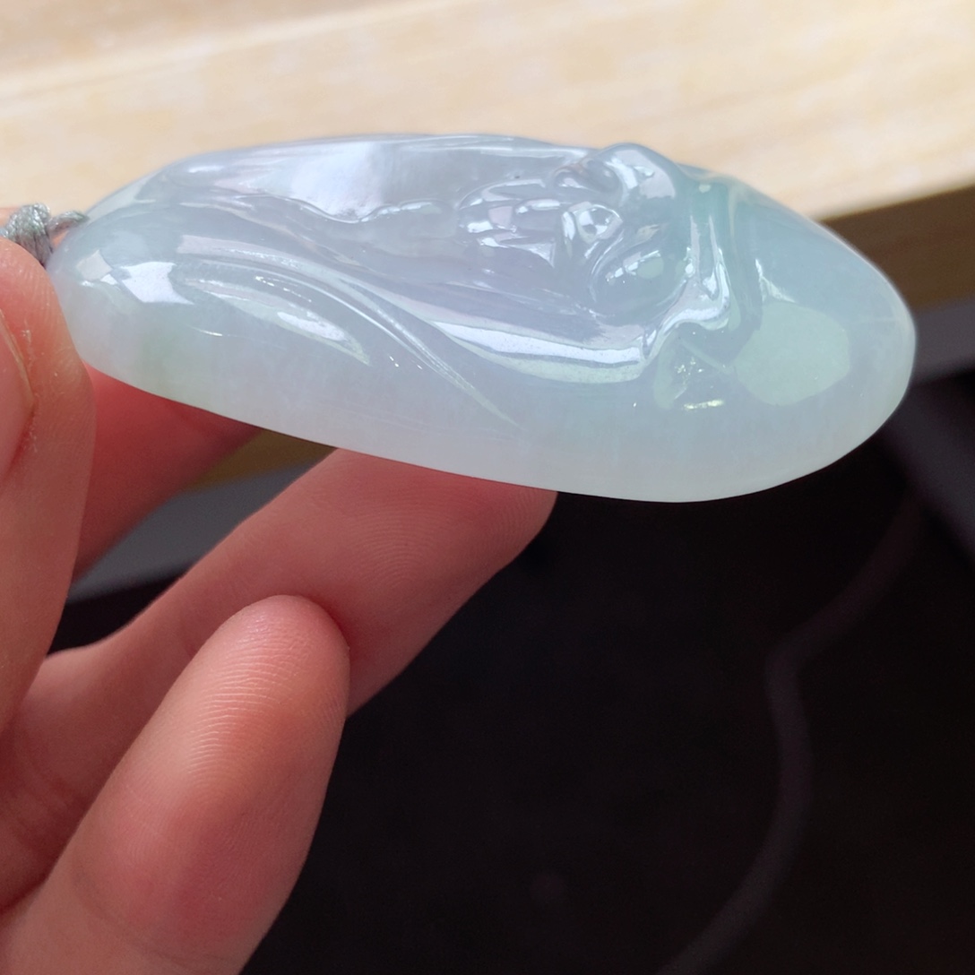 翡翠颈饰未镶嵌吊坠