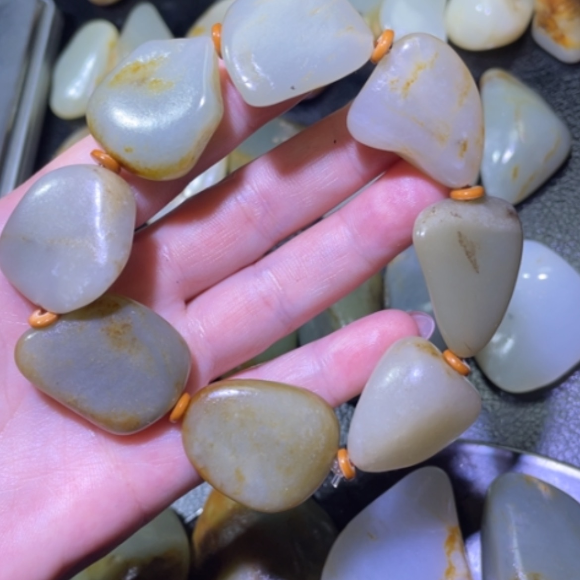 【闪购商品】颈饰未镶嵌和田玉