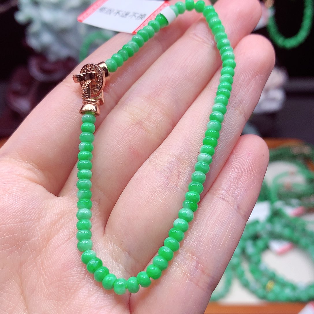 翡翠未镶嵌手链翡翠