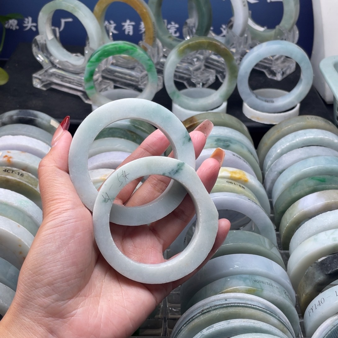 没***手定制翡翠未镶嵌翡翠手镯