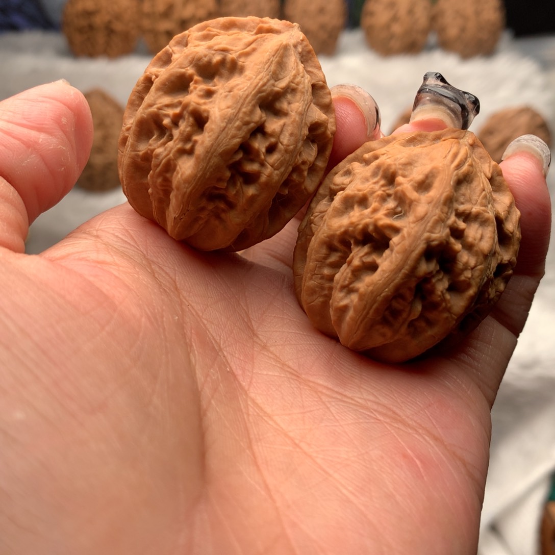 文玩核桃吊坠小武核桃13