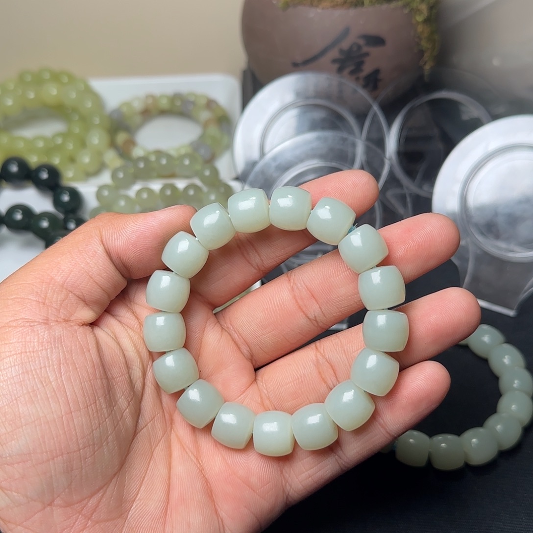 紫***子和田玉未镶嵌手串天然且末青白玉13多样性拍一发一