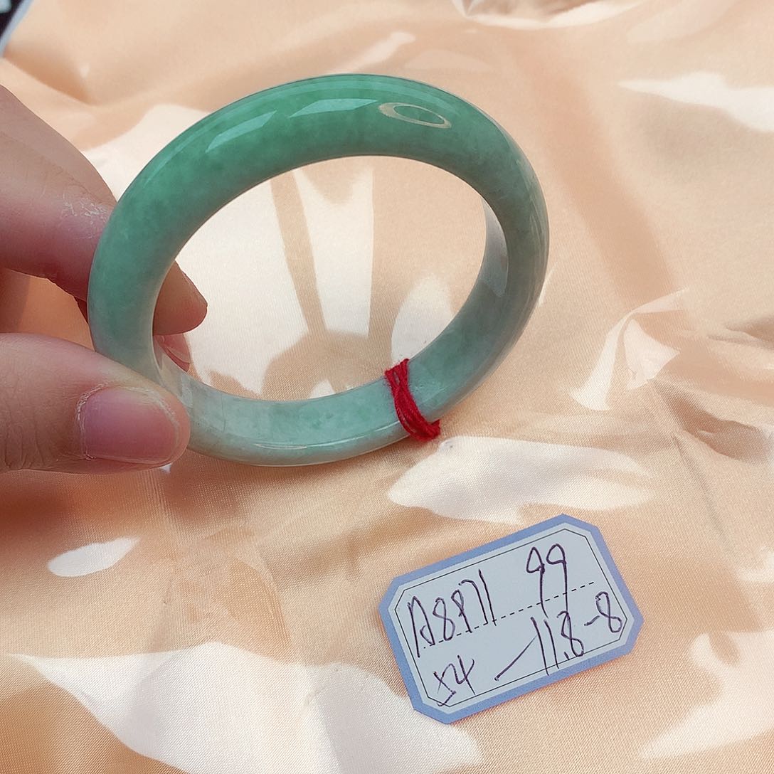 翡翠手镯未镶嵌天然缅甸翡翠A货