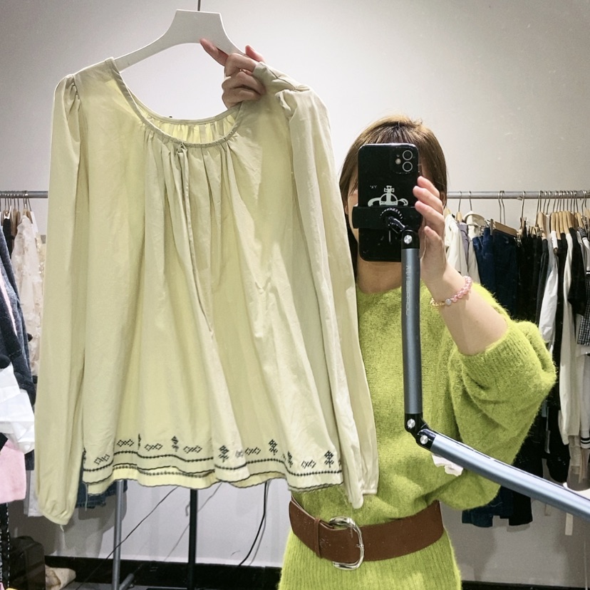 【闪购商品】卡其小衫