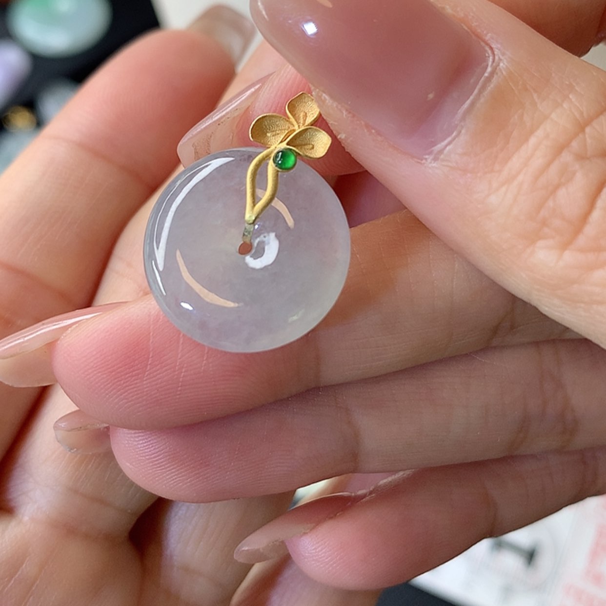 【闪购商品】翡翠吊坠(赠链)18K金镶嵌