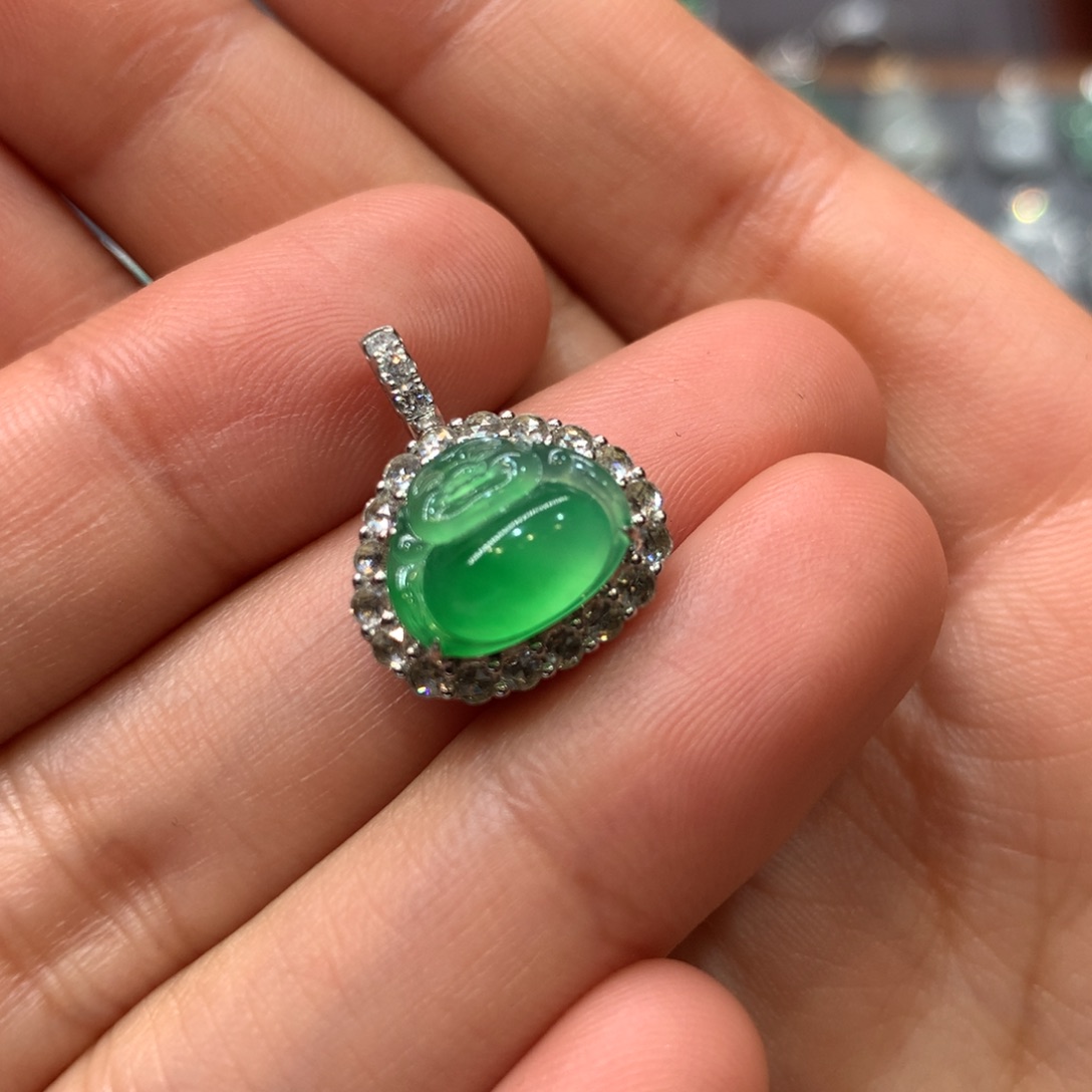 翡翠颈饰18K金镶嵌S****⁷吊坠