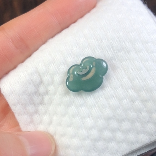 翡翠未镶嵌颈饰缅甸A货，每天下午1点半开播