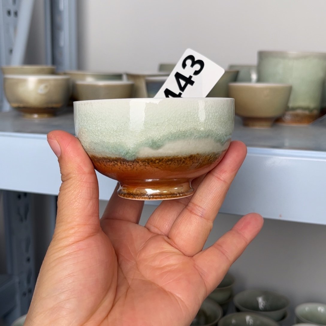 瓷杯子我们观山观水观自在