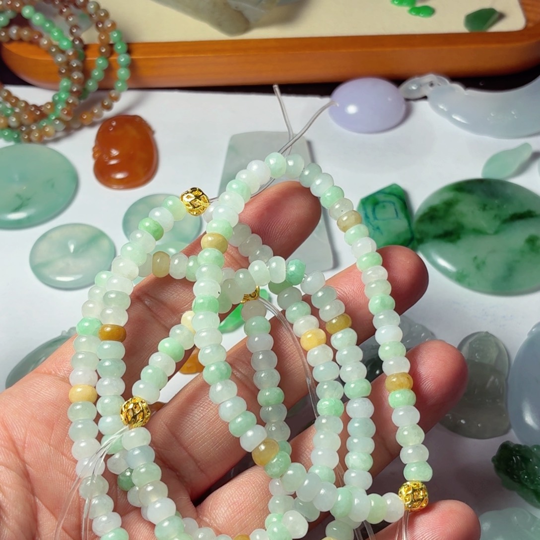 定制翡翠未镶嵌多样性发货，发其一