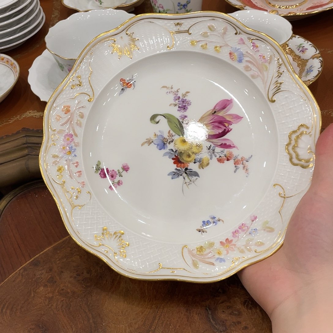 瓷片中古一等花卉小碟