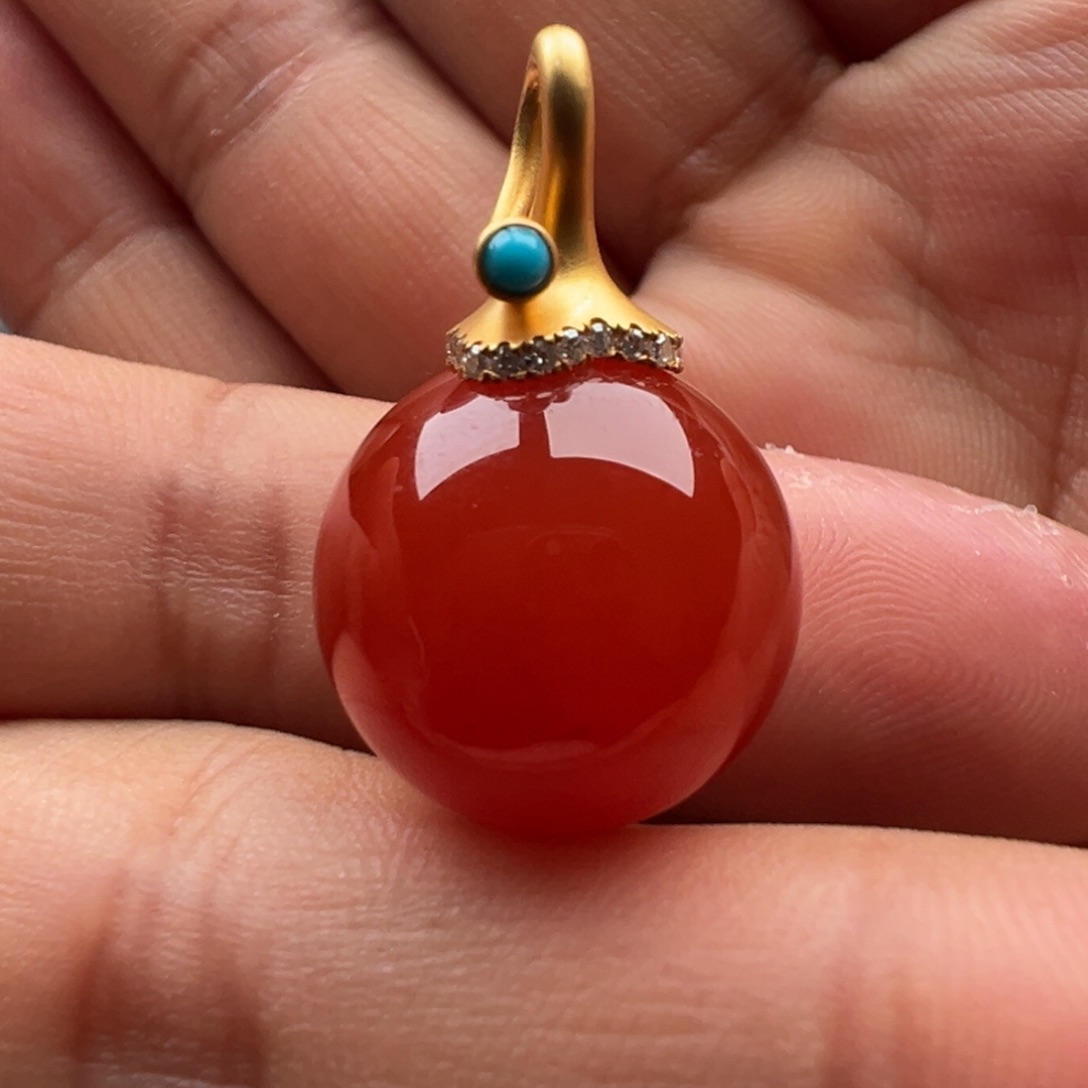 南红玛瑙18K金镶嵌圆珠16.7