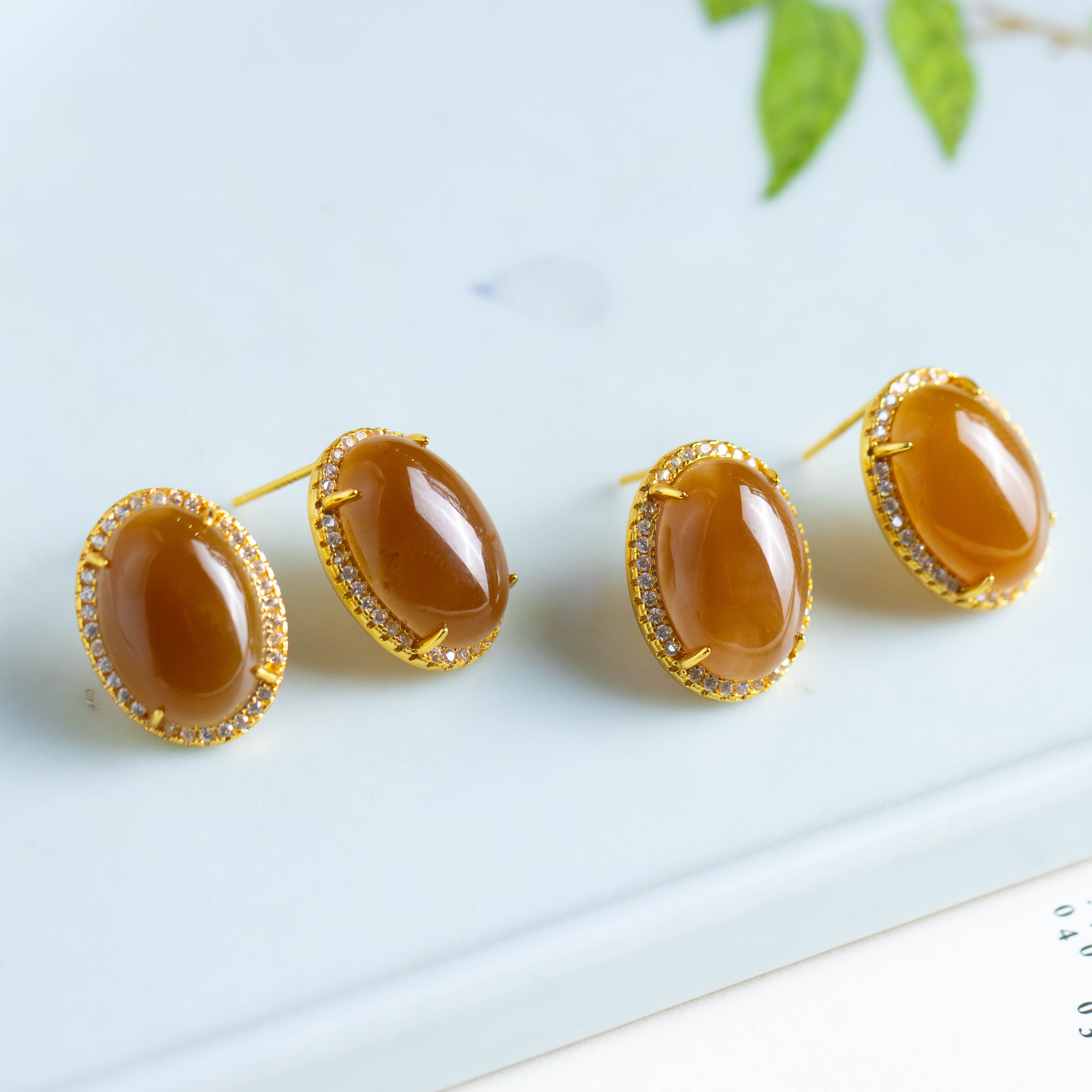 S925银糖玉蛋面耳钉（多样性发货发其一）