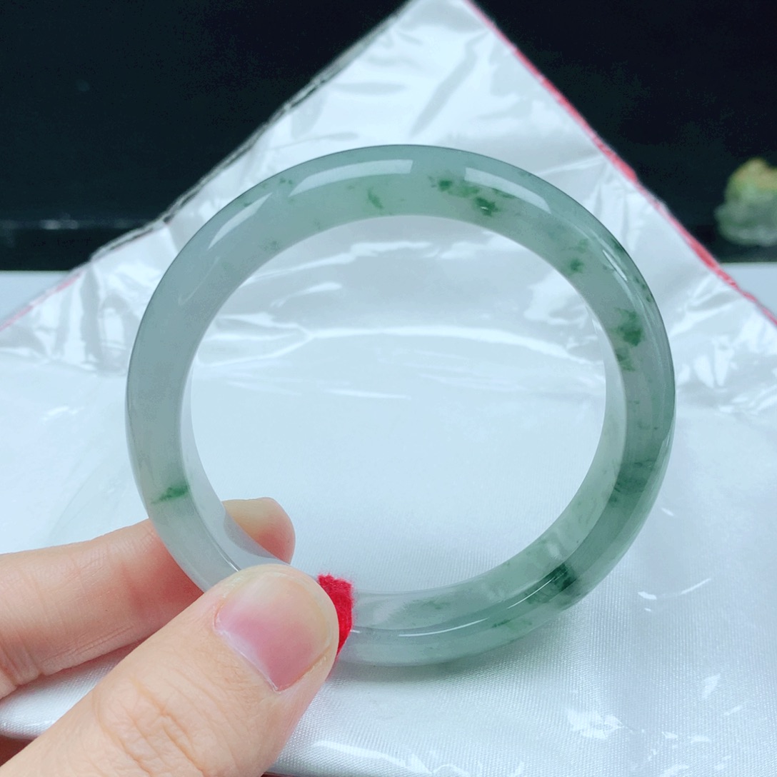 未镶嵌手镯翡翠52