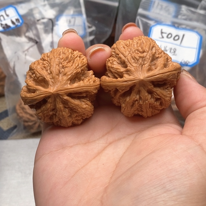 猴头核桃吊坠9131号球筋42.42.38