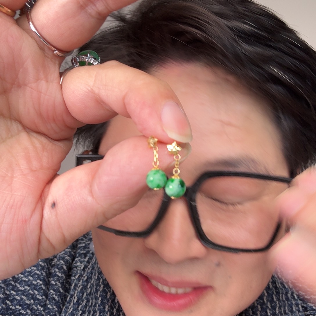 翡翠18K金镶嵌颈饰一对