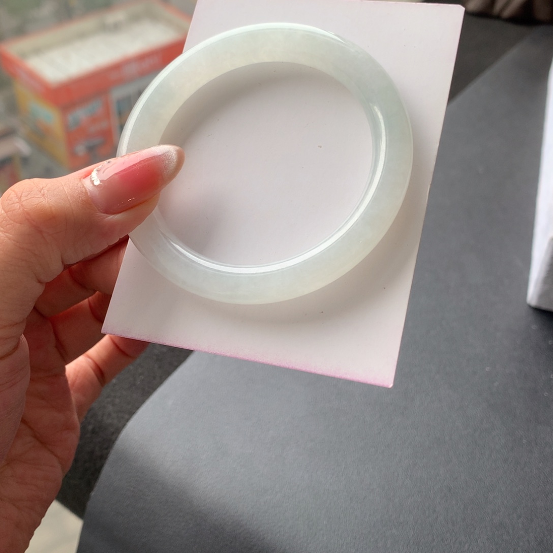 翡翠未镶嵌手镯53.8圆