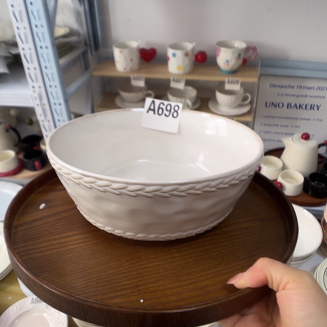 瓷片瑕疵特价陶瓷汤碗