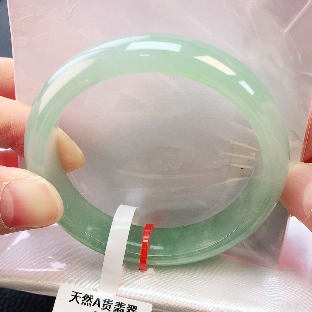 未镶嵌手镯翡翠52圈